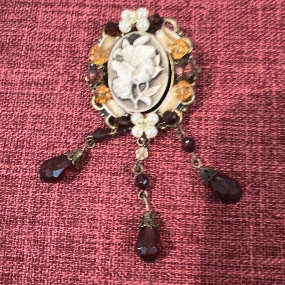 Vintage Victorian Brown Cream Floral Butterfly Faux Pearls Beads Pin Brooch